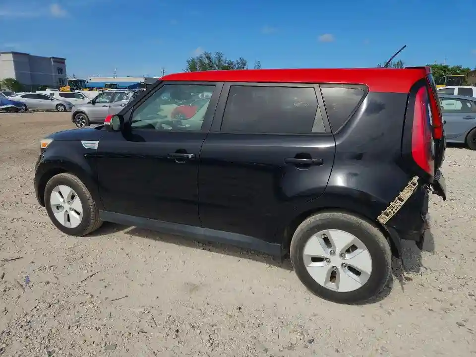 KNDJX3AE0F7002875 2015 KIA SOUL-1