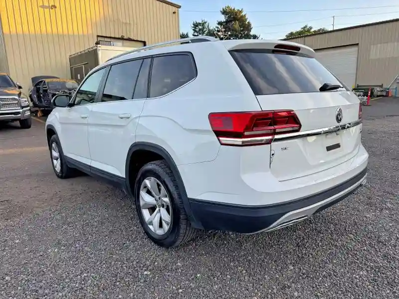 1V2KR2CA3JC572144 2018 VOLKSWAGEN ATLAS-2