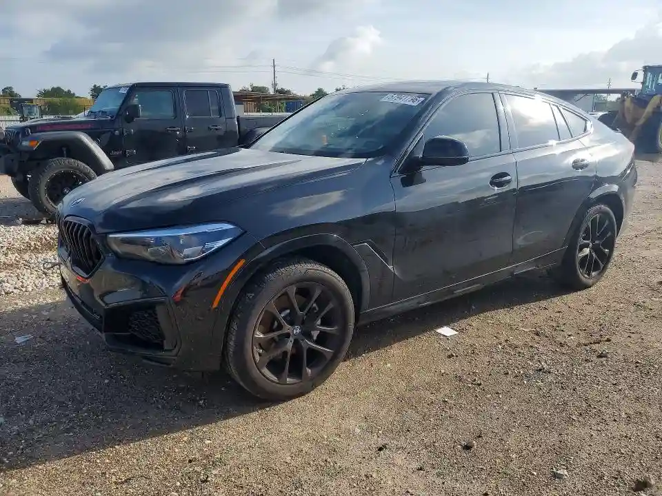 5UXCY6C07N9K31273 2022 BMW X6-0