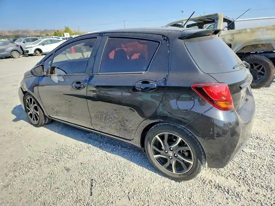 VNKKTUD35HA072207 2017 TOYOTA YARIS-1