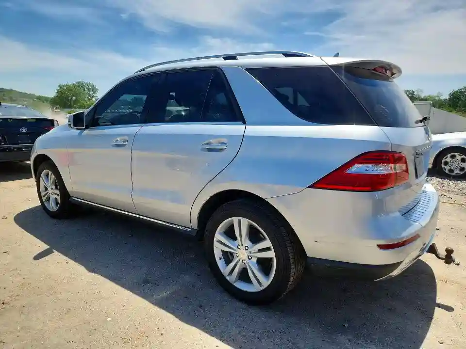 4JGDA5HB0CA009633 2012 MERCEDES-BENZ M-CLASS-1
