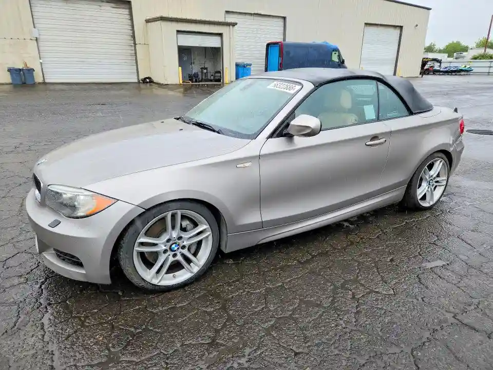 WBAUN7C53CVM26496 2012 BMW 1 SERIES-0