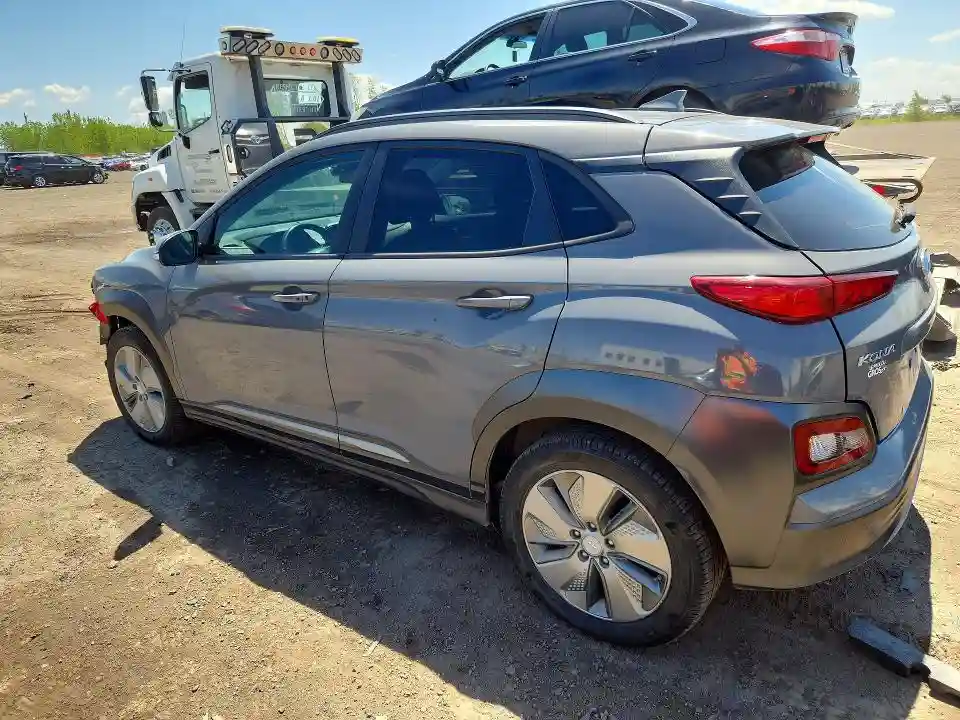 KM8K23AGXMU102979 2021 HYUNDAI KONA-1