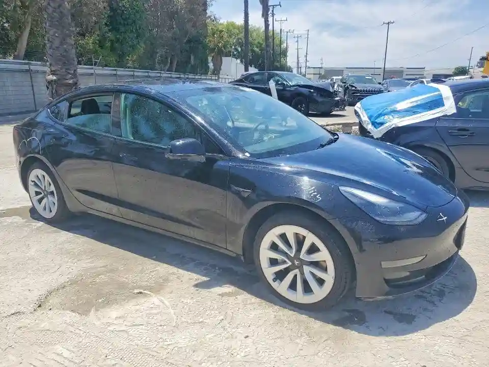5YJ3E1EA7NF290882 2022 TESLA MODEL 3-3