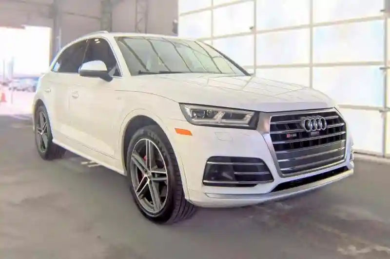 WA1C4AFY8J2182275 2018 AUDI SQ5-0
