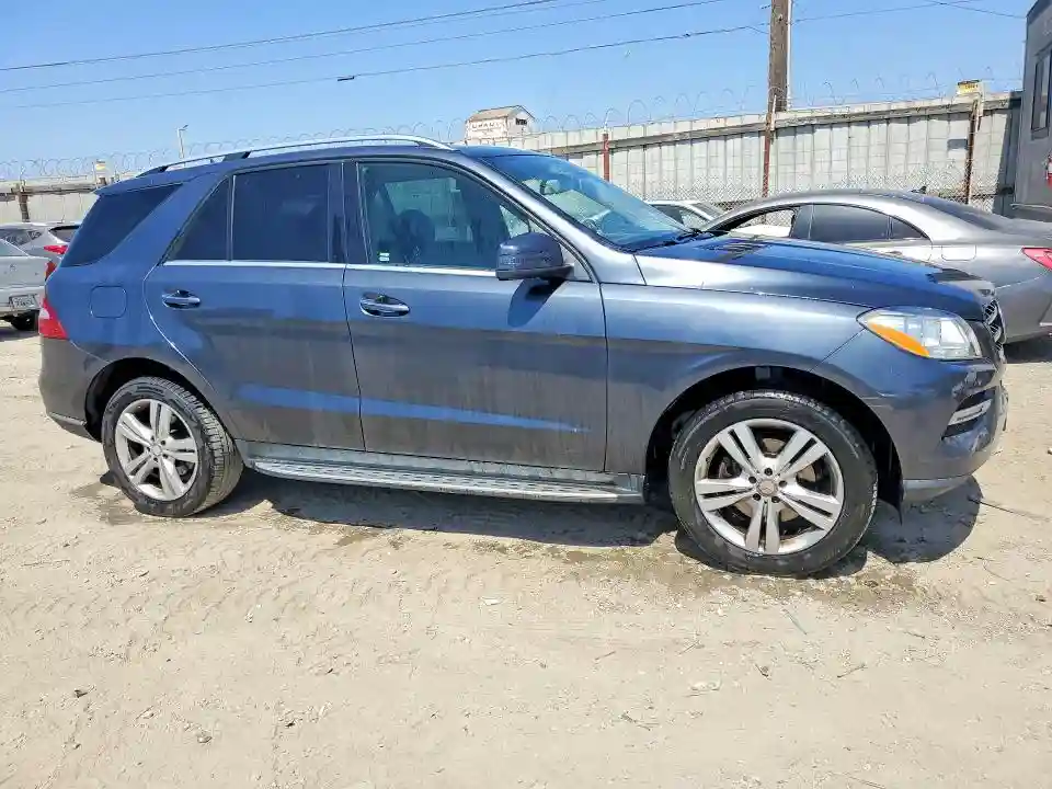 4JGDA5JB0DA137155 2013 MERCEDES-BENZ M-CLASS-3