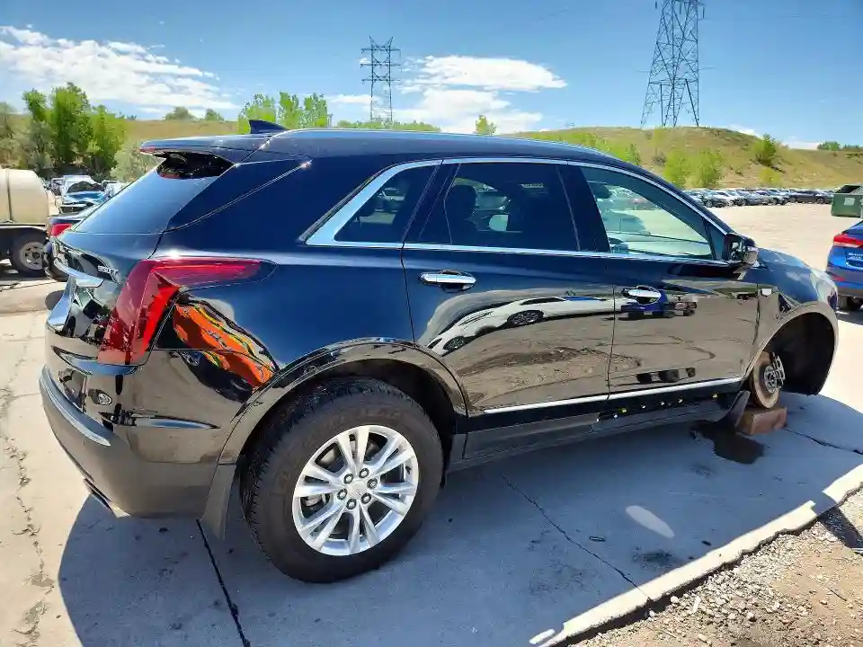 1GYKNBR46LZ175780 2020 CADILLAC XT5-2