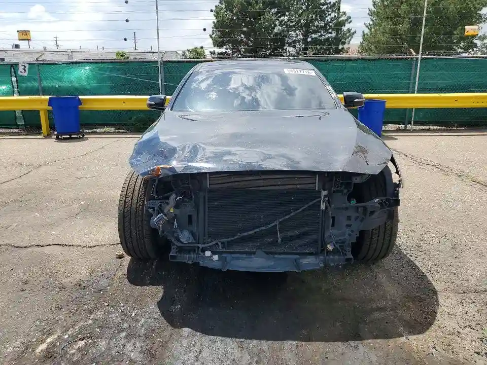 KMHGN4JE0FU093486 2015 HYUNDAI GENESIS-4