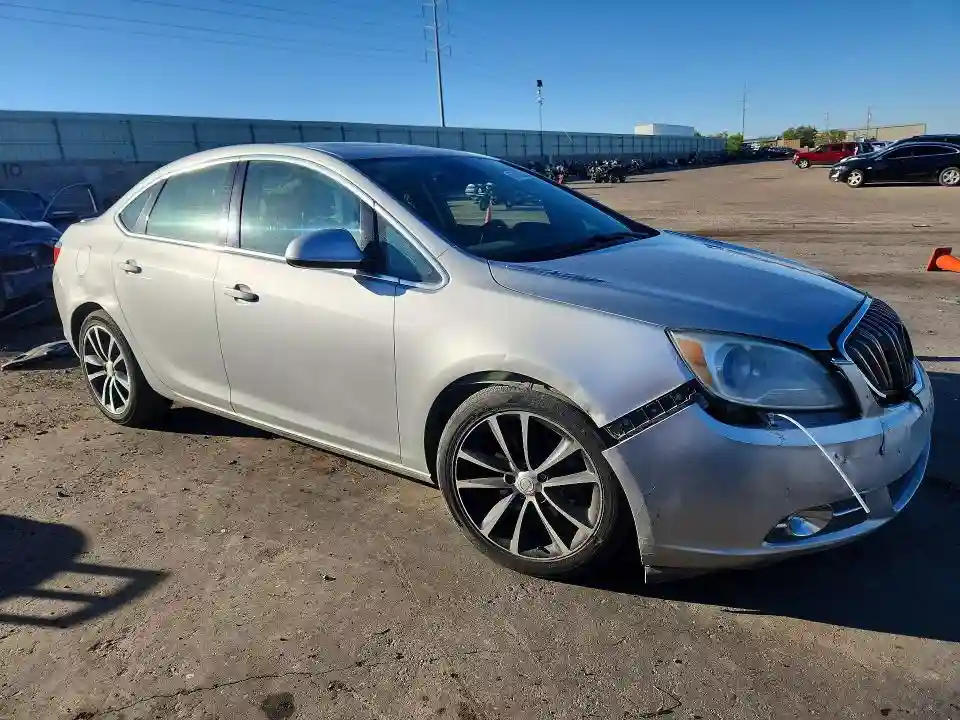 1G4PR5SK4H4106659 2017 BUICK VERANO-3