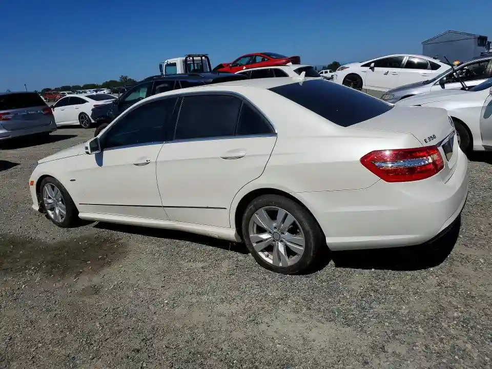 WDDHF2EB9BA372852 2011 MERCEDES-BENZ E-CLASS-1