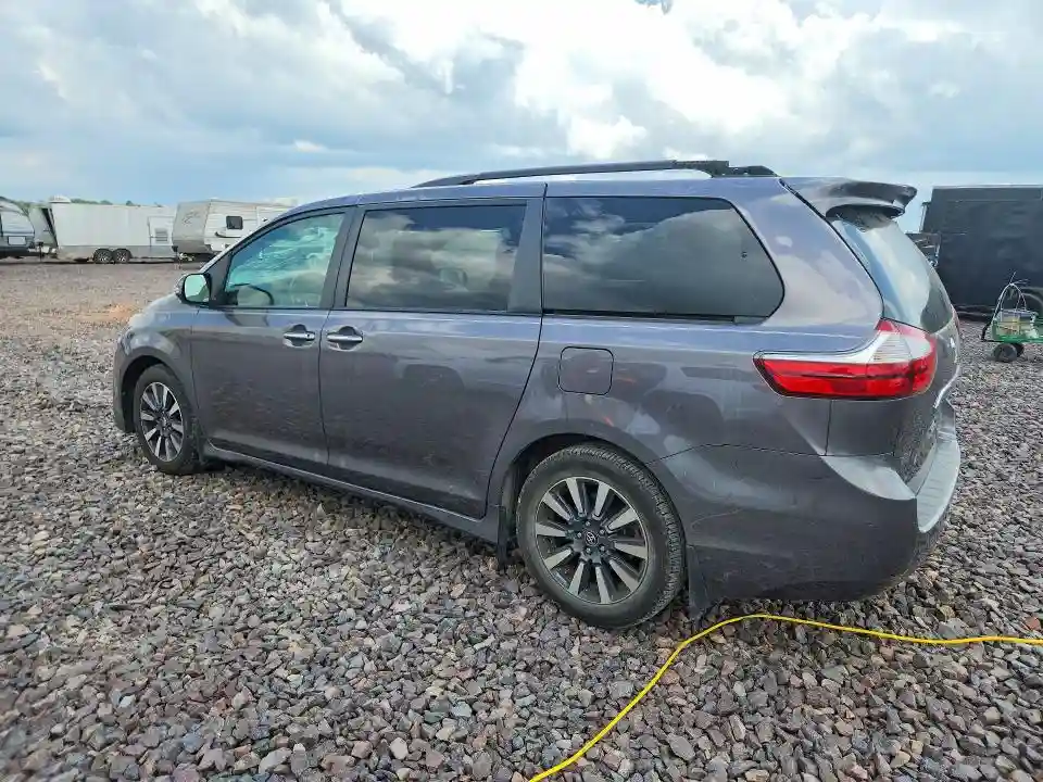 5TDYZ3DC1KS999095 2019 TOYOTA SIENNA-1