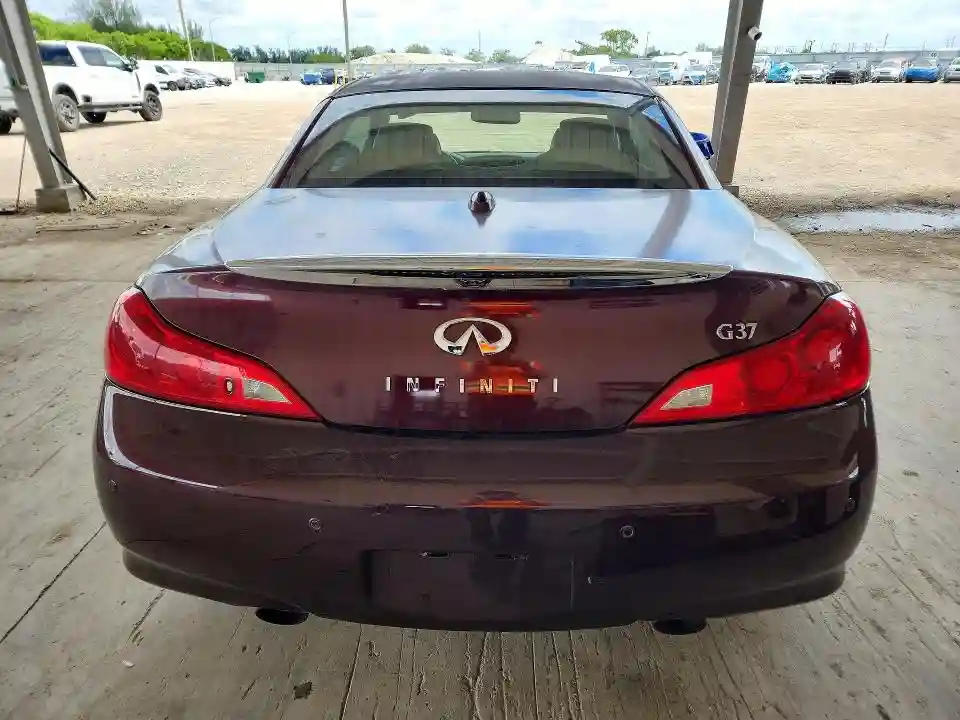 JN1CV6FE5AM352511 2010 INFINITI G37-5