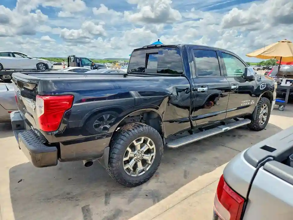 1N6BA1F46HN572465 2017 NISSAN TITAN-2