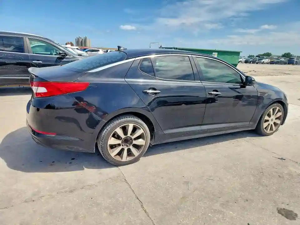 5XXGR4A60CG002624 2012 KIA OPTIMA-2