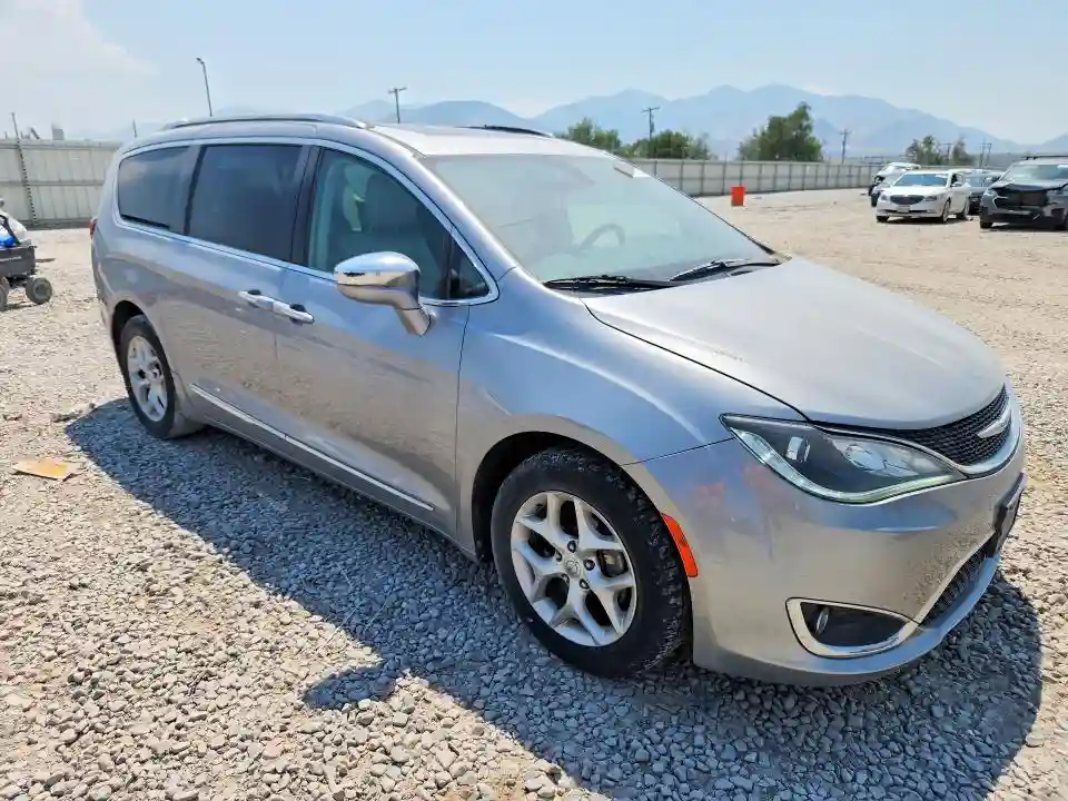 2C4RC1GG1LR156369 2020 CHRYSLER PACIFICA-3