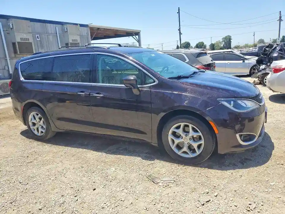 2C4RC1BG5HR571015 2017 CHRYSLER PACIFICA-3