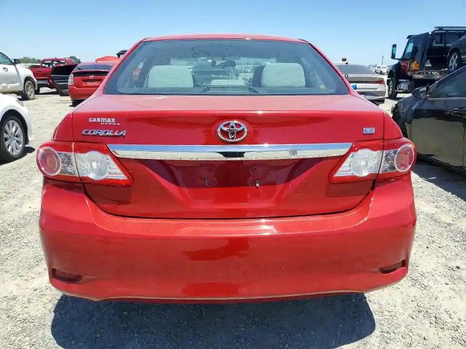 2T1BU4EE4DC961057 2013 TOYOTA COROLLA-5