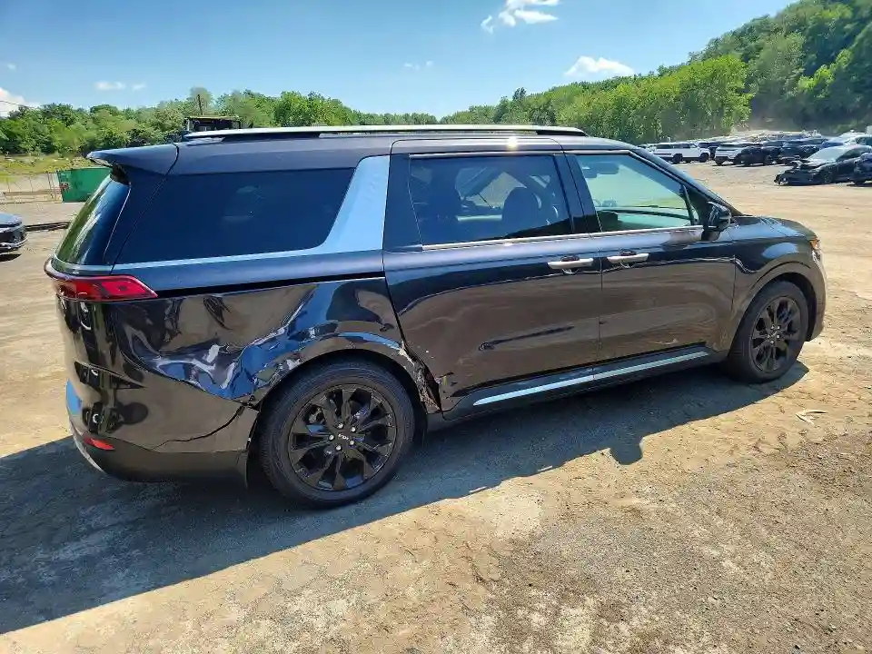 KNDNE5H33P6291247 2023 KIA CARNIVAL S-2