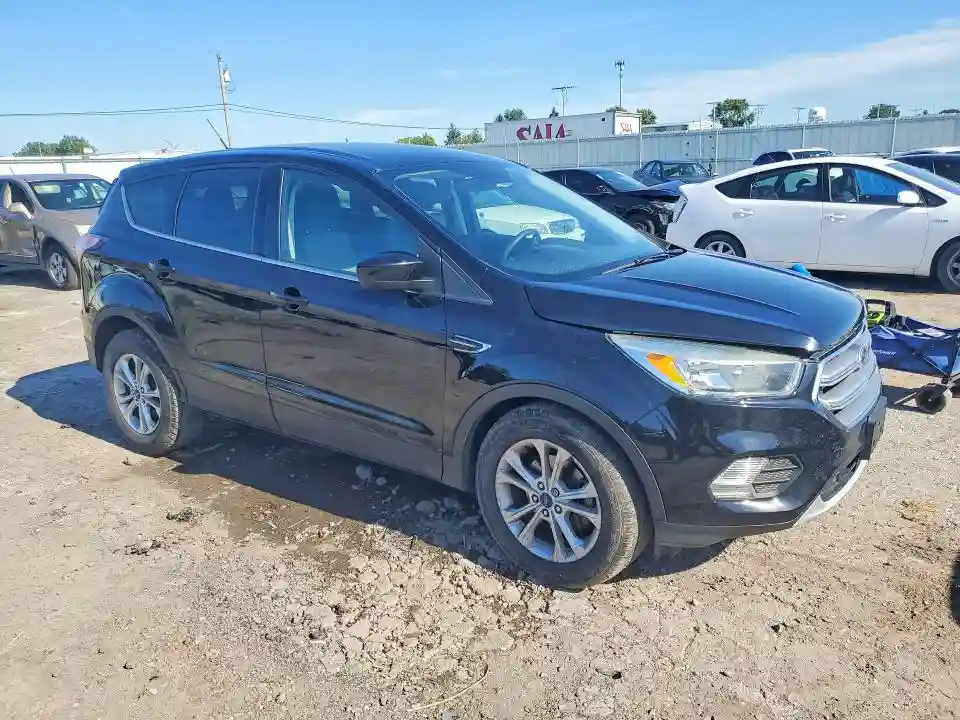1FMCU0GD1HUA80340 2017 FORD ESCAPE-3