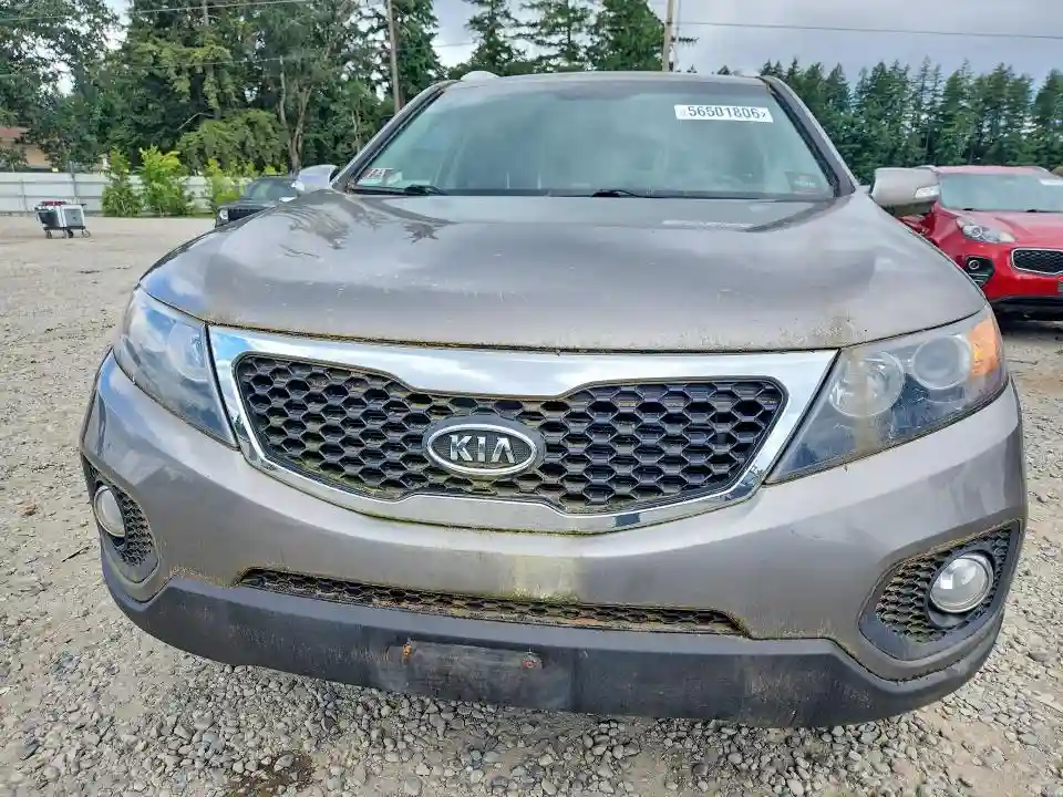 5XYKTCA61CG277873 2012 KIA SORENTO-4