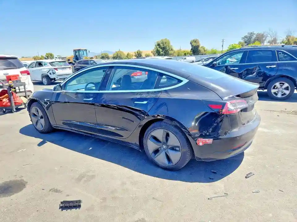5YJ3E1EA6JF078369 2018 TESLA MODEL 3-1