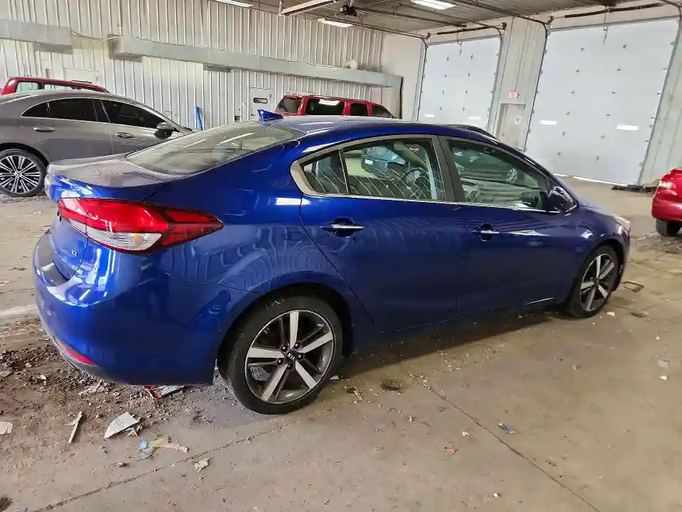 3KPFN4A86HE090555 2017 KIA FORTE-2