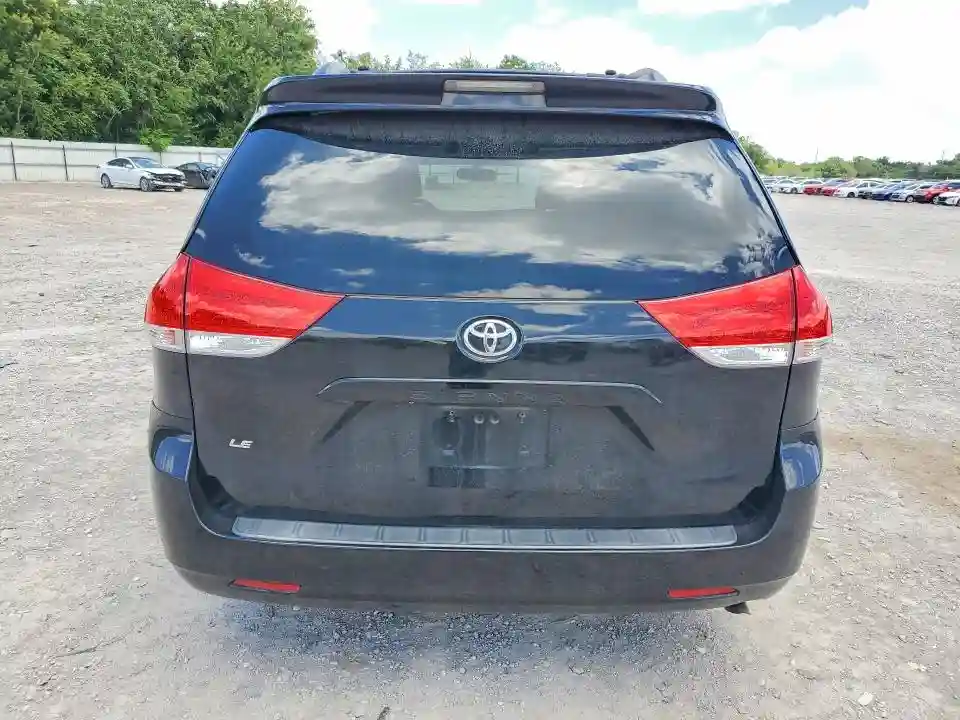 5TDKK3DC5BS097110 2011 TOYOTA SIENNA-5