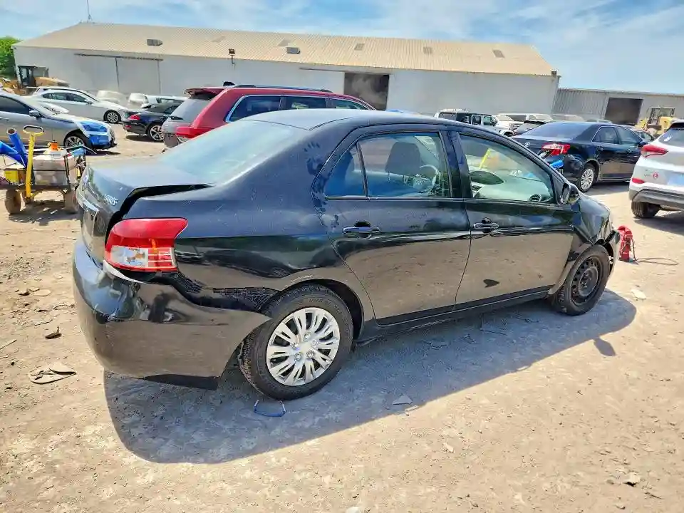 JTDBT4K35C1414775 2012 TOYOTA YARIS-2