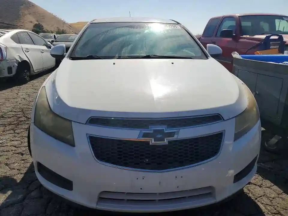 1G1PC5SB3E7214568 2014 CHEVROLET CRUZE-4