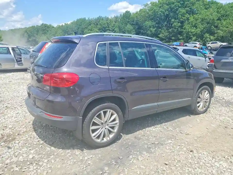 WVGBV7AX2GW521755 2016 VOLKSWAGEN TIGUAN-2