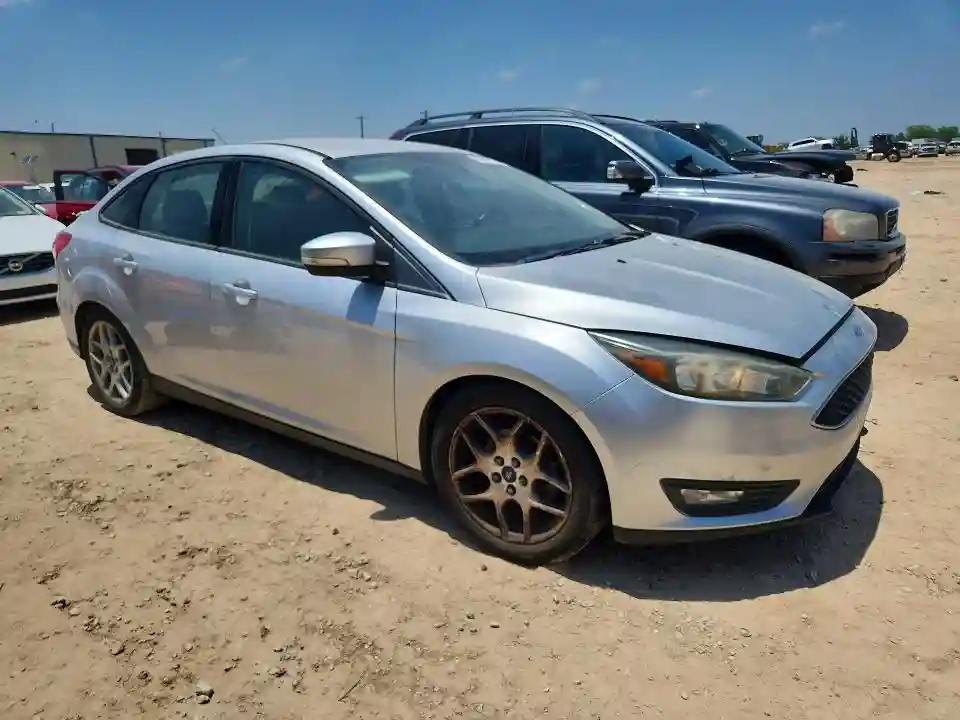 1FADP3F21FL240582 2015 FORD FOCUS-3