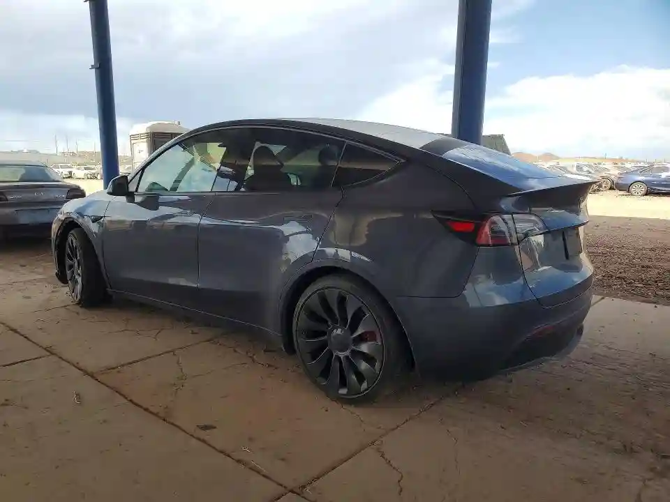 7SAYGDEF7PF756281 2023 TESLA MODEL Y-1