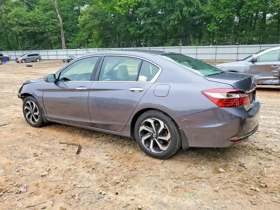 1HGCR2F92HA082616 2017 HONDA ACCORD-1