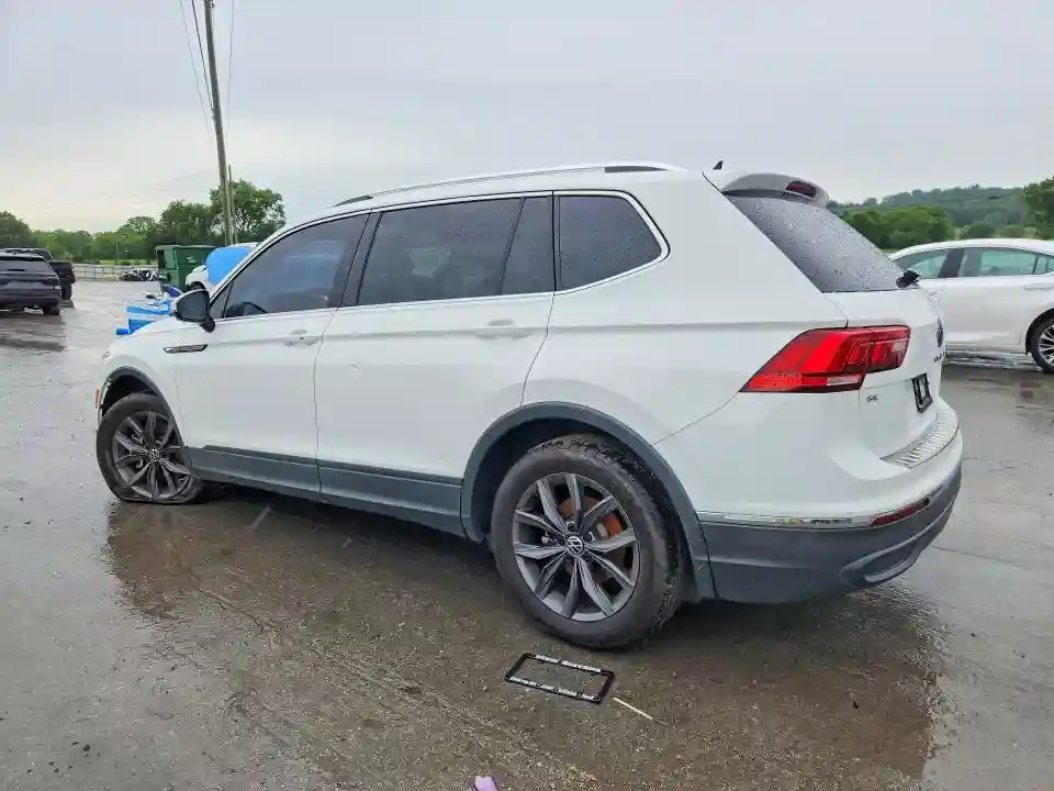 3VV3B7AX1NM045076 2022 VOLKSWAGEN TIGUAN-1