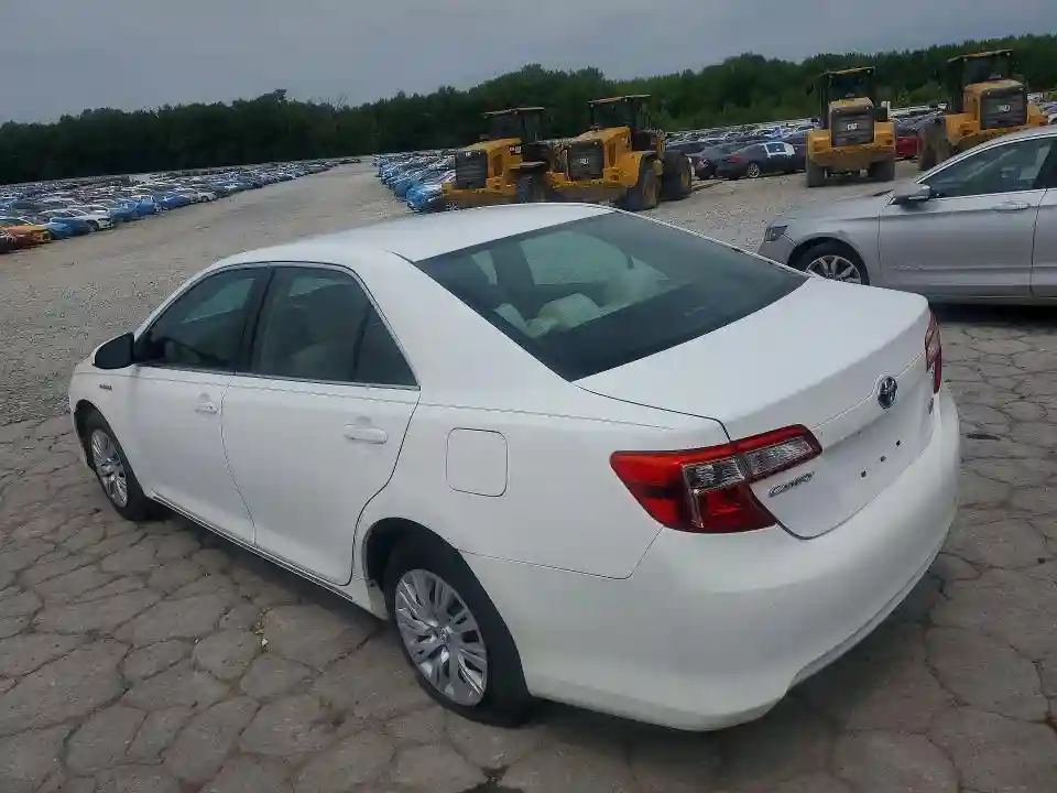 4T1BD1FK3CU021963 2012 TOYOTA CAMRY SOLA-1