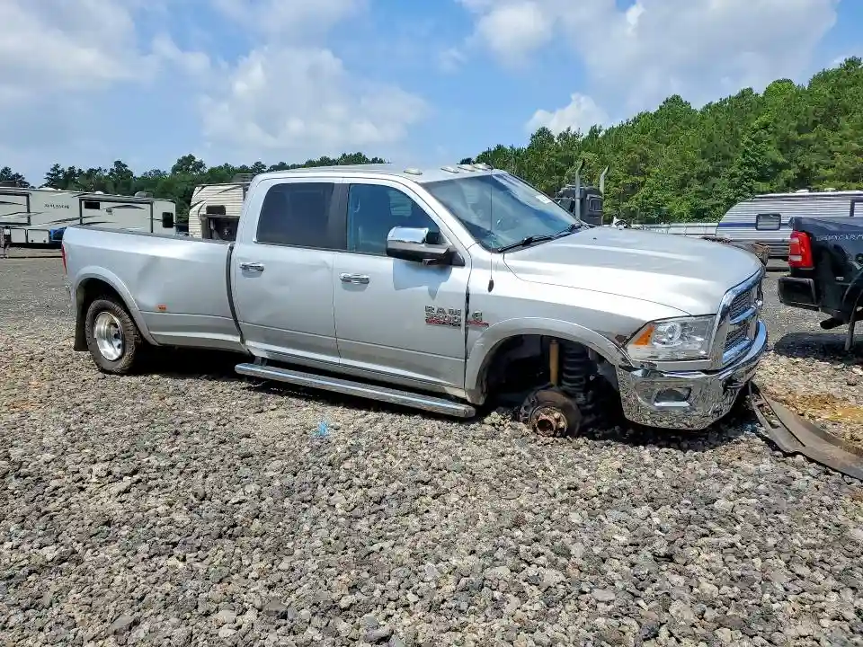 3C63RRJL1JG408446 2018 RAM 3500-3