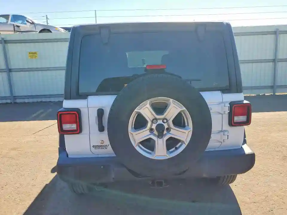 1C4HJXDG9JW115887 2018 JEEP WRANGLER-5