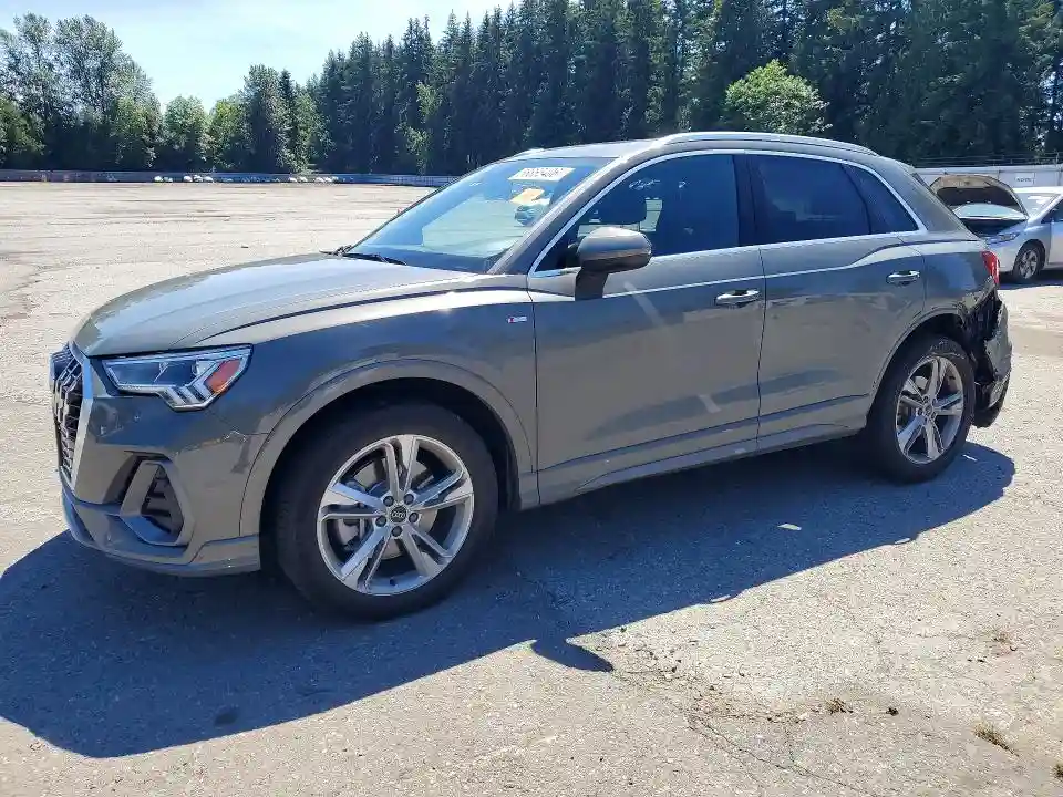 WA1DECF34P1152920 2023 AUDI Q3-0