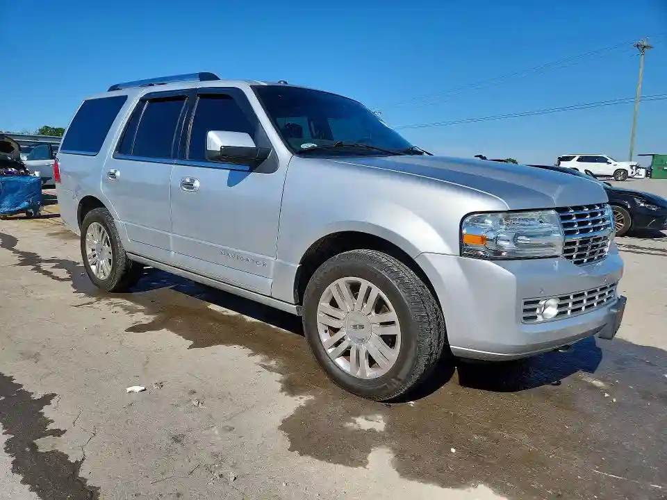 5LMJJ2H57DEL08443 2013 LINCOLN NAVIGATOR-3