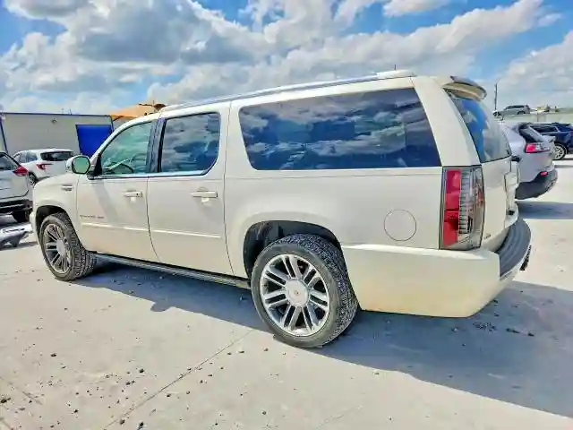 1GYS4JEFXDR141315 2013 CADILLAC ESCALADE E-1