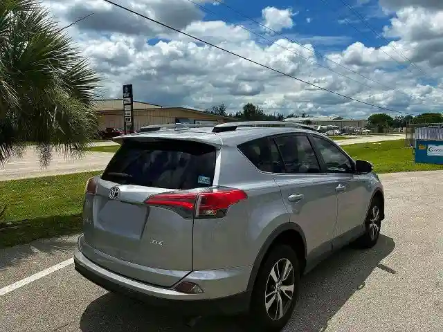 2T3WFREV3HW376992 2017 TOYOTA RAV4-3