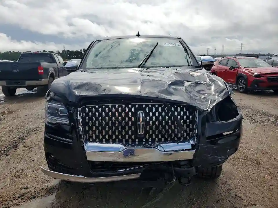 5LMJJ2TG6REL19658 2024 LINCOLN NAVIGATOR-4