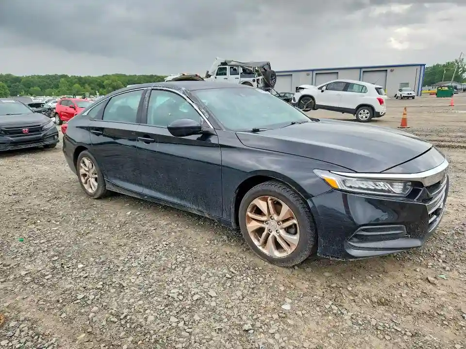 1HGCV1F19JA088841 2018 HONDA ACCORD-3
