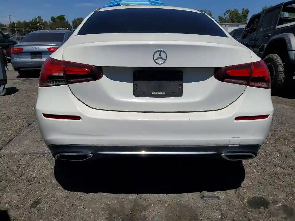 WDD3G4FB6KW019697 2019 MERCEDES-BENZ A-CLASS-5