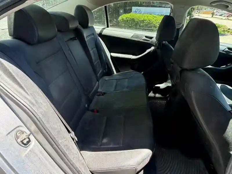 3VWDP7AJ2DM446700 2013 VOLKSWAGEN JETTA-5