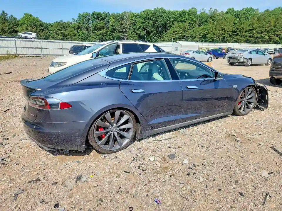 5YJSA4H27FFP78325 2015 TESLA MODEL S-2