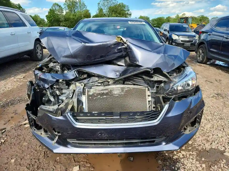 4S3GTAA6XH3738574 2017 SUBARU IMPREZA-4