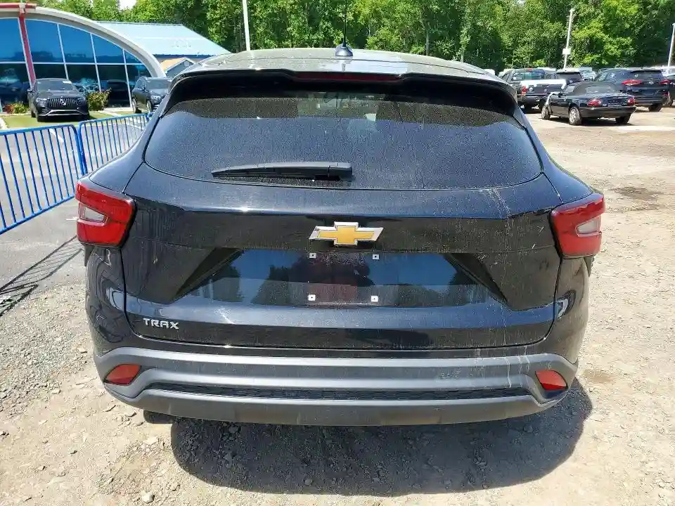 KL77LFEP3SC108819 2025 CHEVROLET TRAX-5