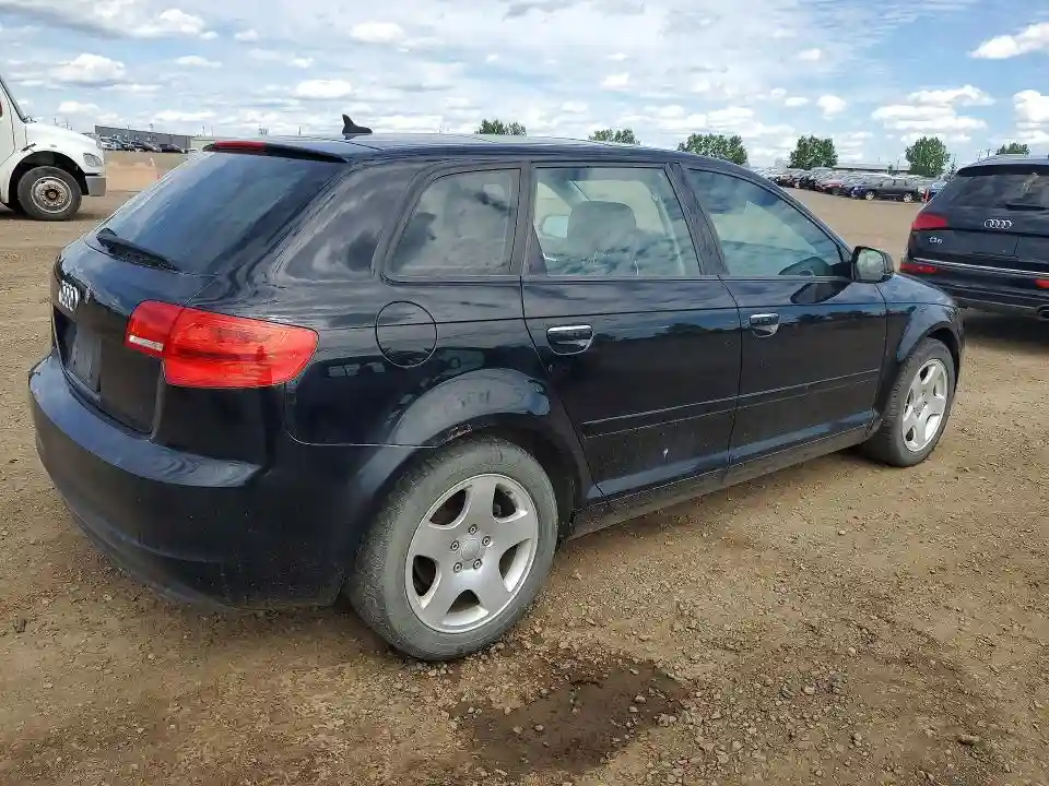 WAUEFCFM3BA120031 2011 AUDI A3-2