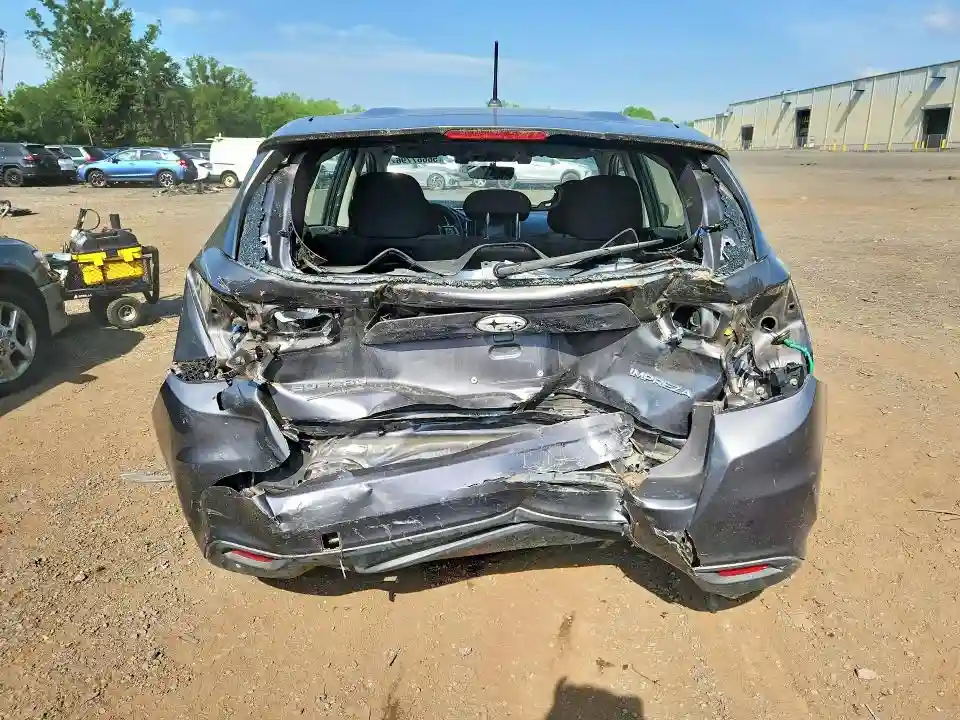 4S3GTAB68K3723514 2019 SUBARU IMPREZA-5